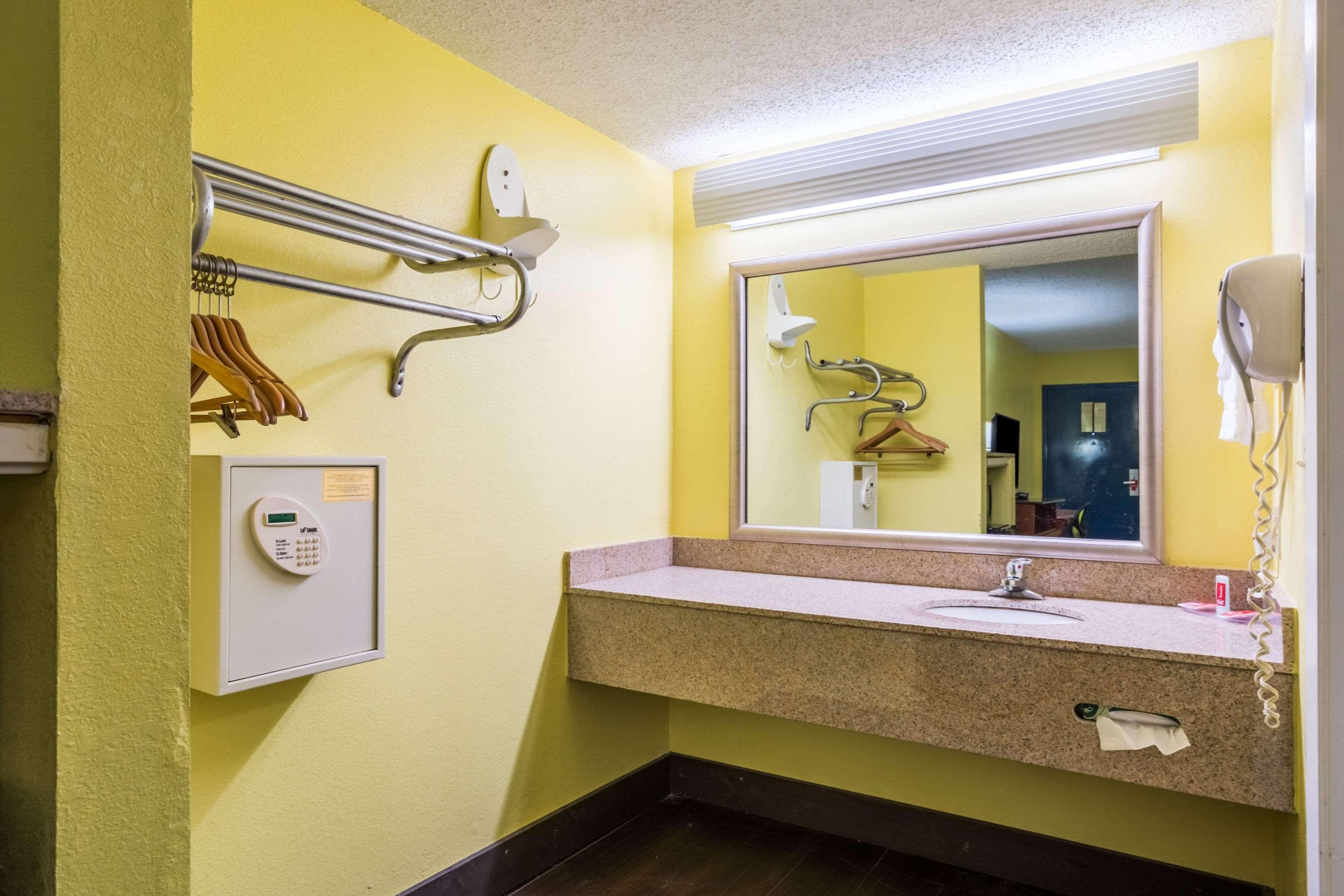 Econo Lodge Picayune Exterior foto
